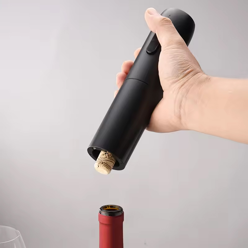 Set apribottiglie elettrico 4  - Wine Beer And Liquor recensione e prezzo