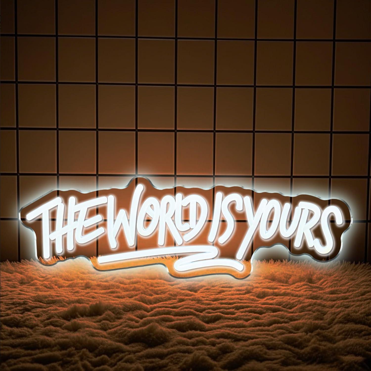 Insegna al neon The World is Y - Beer & Wine Downtown recensione e prezzo